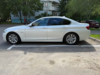 2016 BMW 5 серии 520d VI (F10/F11/F07) Рестайлинг, белый, 2150000 рублей, вид 2