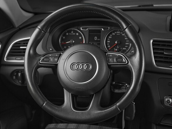 2014 Audi Q3 I (8U), белый - вид 9