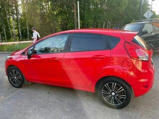2019 Ford Fiesta Mk6 Рестайлинг, красный, 1000000 рублей, вид 5