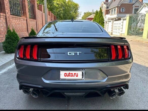 2021 Ford Mustang VI Рестайлинг, серый, 5100000 рублей - вид 3