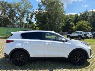 2021 Kia Sportage IV Рестайлинг, белый, 2490000 рублей, вид 4