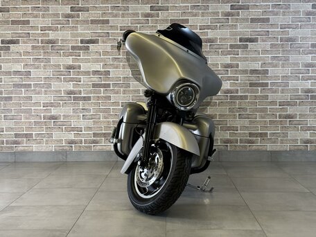 2008 Harley-Davidson Street Glide, серебристый, 855000 рублей, вид 4