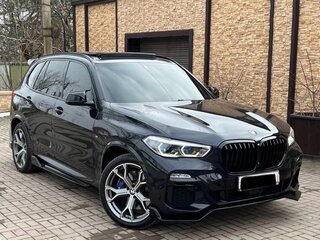 2019 BMW X5 30d IV (G05/G18), чёрный, 6000000 рублей, вид 1