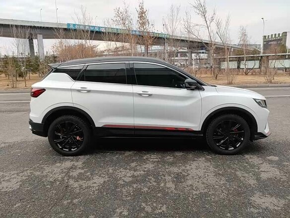 2023 Geely Binyue I Рестайлинг, белый, 1278800 рублей - вид 6