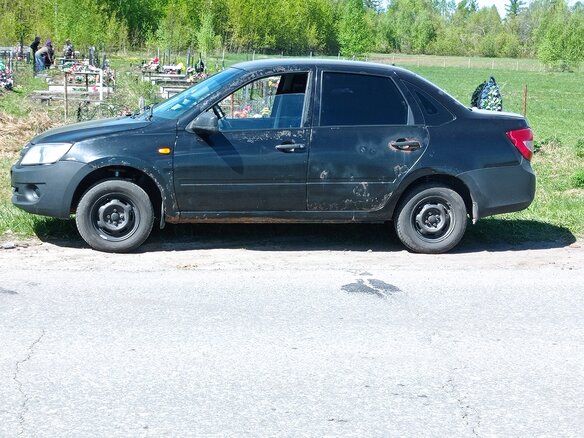 2013 Lada (ВАЗ) Granta I, чёрный, 160000 рублей - вид 1