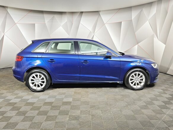 2015 Audi A3 III (8V), синий, 1219000 рублей - вид 5