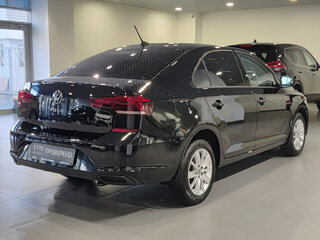 2021 Volkswagen Polo VI, чёрный, 1470000 рублей, вид 5