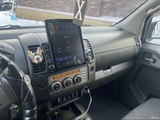 2006 Nissan Navara (Frontier) III (D40), серебристый, 800000 рублей, вид 4
