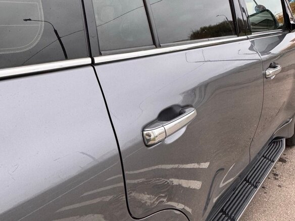 2015 Lexus LX 570 III Рестайлинг 2, серый, 7600000 рублей - вид 8