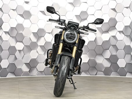 2025 Honda CB 650R, чёрный, 1199000 рублей, вид 5