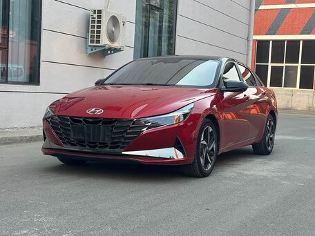Hyundai Elantra VII (CN7)