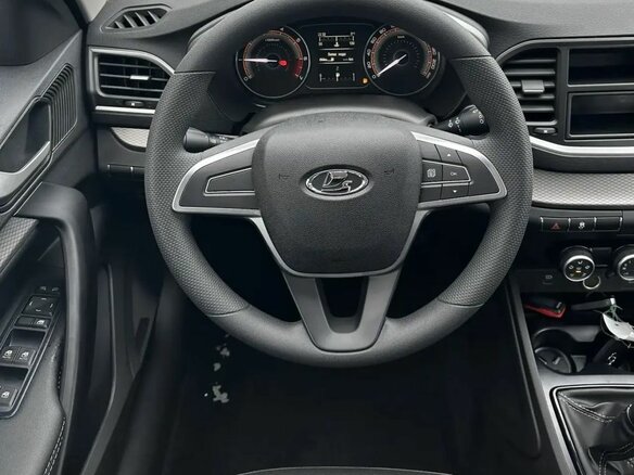 2026 Lada (ВАЗ) Vesta I Рестайлинг (NG), белый, 1576000 рублей - вид 17