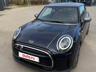2021 Mini Hatch Cooper III (F55/F56) Рестайлинг 2, синий, 3050000 рублей, вид 1