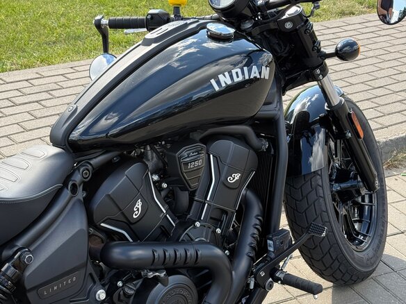 2024 Indian Scout, чёрный, 1390000 рублей - вид 1