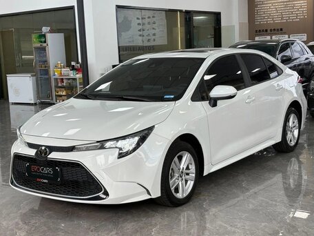 2025 Toyota Corolla XII (E210), белый, 1899000 рублей, вид 1