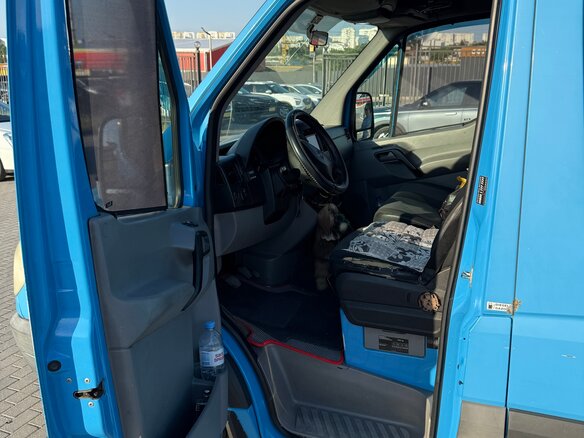 2010 Mercedes-Benz Sprinter, синий, 1690000 рублей - вид 11