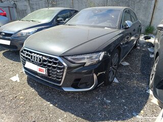2022 Audi S8 IV (D5) Рестайлинг, чёрный, 9500000 рублей, вид 3