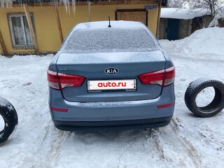 2016 Kia Rio III Рестайлинг, голубой, 930000 рублей, вид 2
