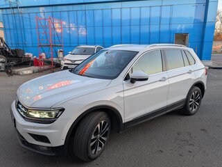 2019 Volkswagen Tiguan II, белый, 2290000 рублей, вид 4
