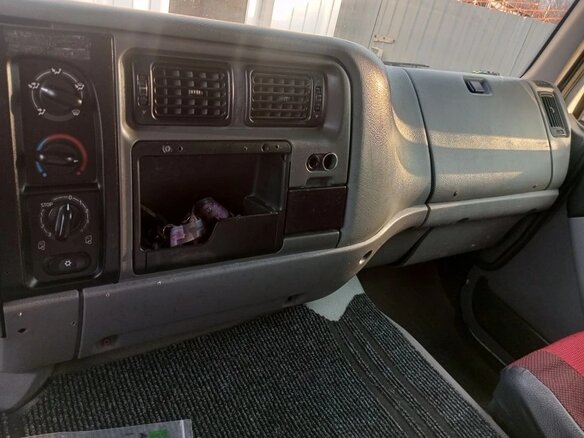 2005 Renault Premium, белый, 1800000 рублей - вид 6