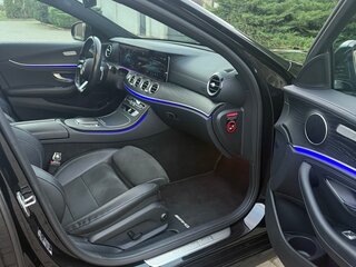2021 Mercedes-Benz E-Класс 200 V (W213, S213, C238) Рестайлинг, чёрный, 4700000 рублей, вид 4