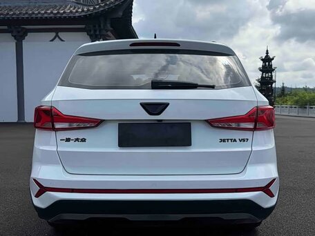 2022 Jetta VS7 I Рестайлинг 1, белый, 1333000 рублей, вид 5