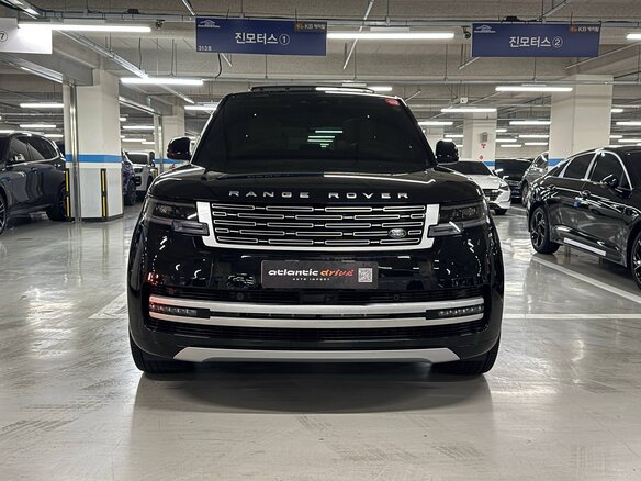 2023 Land Rover Range Rover P530 MHEV Long V, чёрный, 18940000 рублей - вид 13