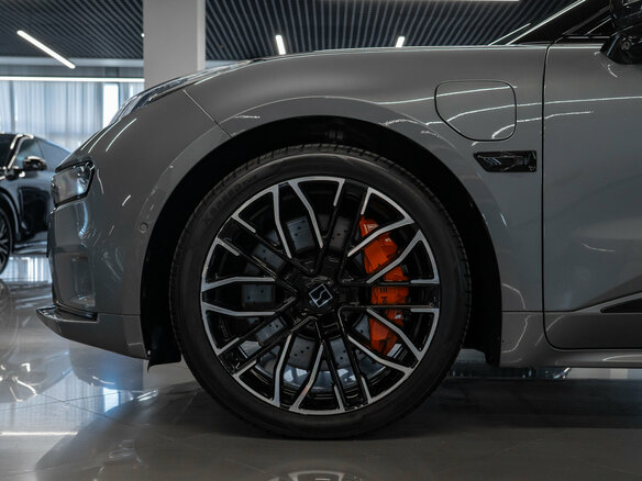 2023 Zeekr 001 100 kWh I, серый, 4980000 рублей - вид 24