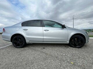 2011 Volkswagen Passat B7, серебристый, 809999 рублей, вид 5