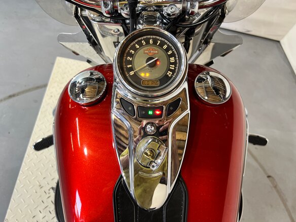 2012 Harley-Davidson Heritage, пурпурный, 660000 рублей - вид 20
