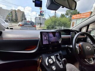 2019 Toyota Sienta II Рестайлинг, красный, 1480000 рублей, вид 5