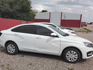 2025 Lada (ВАЗ) Vesta I Рестайлинг (NG), белый, 1045000 рублей, вид 2