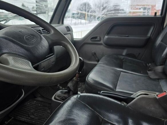 2004 Kia K-Series, белый, 705000 рублей - вид 7