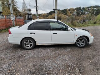 2001 Honda Civic Ferio III, белый, 230000 рублей, вид 4