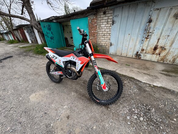 2024 KTM 250 SX F, оранжевый, 650000 рублей - вид 2
