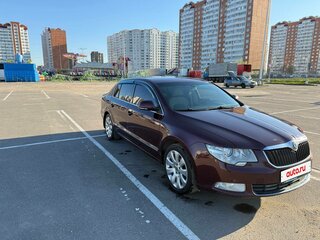 2010 Skoda Superb DSG II, пурпурный, 850000 рублей, вид 4