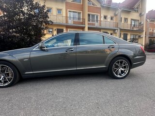 2013 Mercedes-Benz S-Класс 500 Long V (W221) Рестайлинг, серый, 2000000 рублей, вид 3