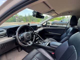 2021 Kia K5 III, белый, 1900000 рублей, вид 5
