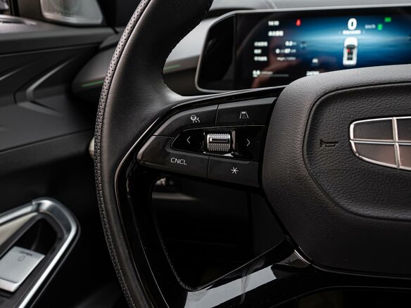 2023 Geely Atlas II, голубой, 2340000 рублей - вид 15