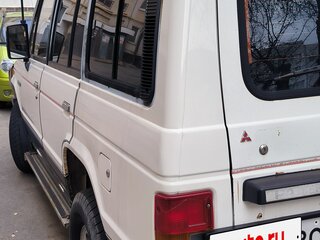1983 Mitsubishi Pajero I, белый, 725000 рублей, вид 5