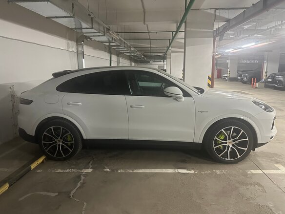 2021 Porsche Cayenne E-Hybrid Coupé III, белый, 8045000 рублей - вид 2