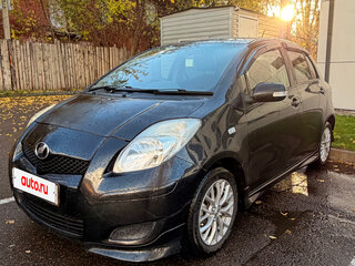 2009 Toyota Vitz II (XP90), чёрный, 365000 рублей, вид 1