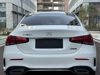 2022 Mercedes-Benz A-Класс 180 Long IV (W177), белый, 2100000 рублей, вид 3