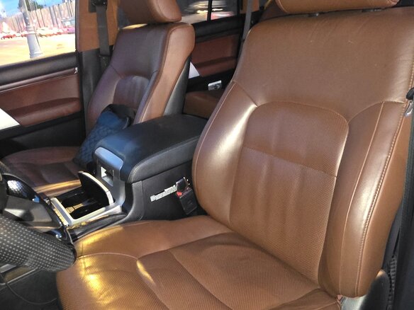 2016 Toyota Land Cruiser 200 Series Рестайлинг 2, белый, 5700000 рублей - вид 21