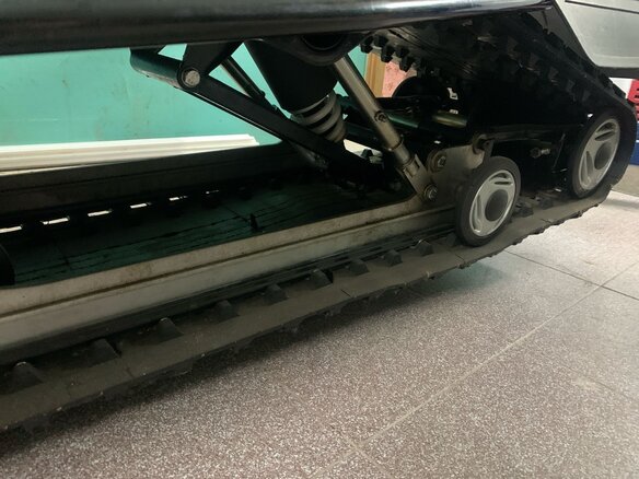 2007 BRP Ski-Doo Expedition 800, красный, 800000 рублей - вид 24