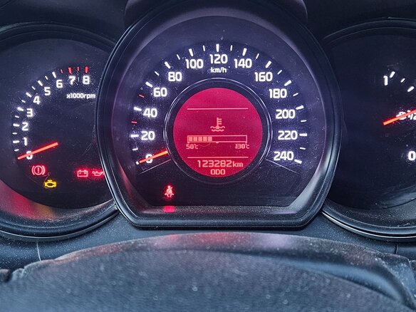 2017 Kia Ceed II Рестайлинг, серый, 1100000 рублей - вид 14
