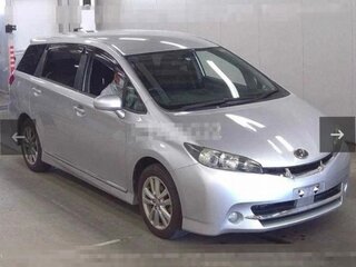 2010 Toyota Wish II, серебристый, 1390000 рублей, вид 2