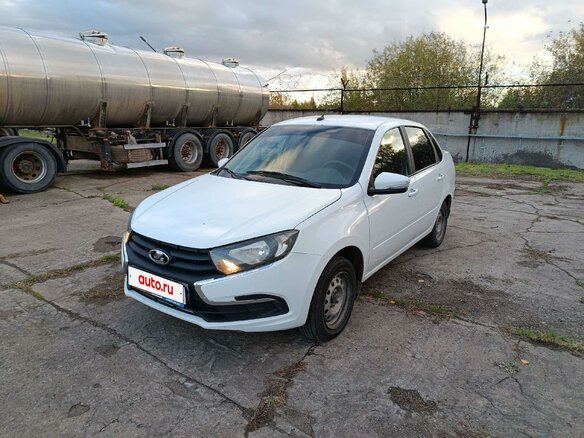 2024 Lada (ВАЗ) Granta I Рестайлинг, белый, 529620 рублей - вид 1