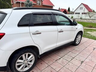 2013 Mitsubishi ASX I Рестайлинг, белый, 1280000 рублей, вид 3