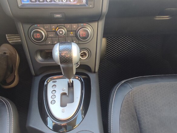 2013 Nissan Qashqai I Рестайлинг, чёрный, 900000 рублей - вид 8